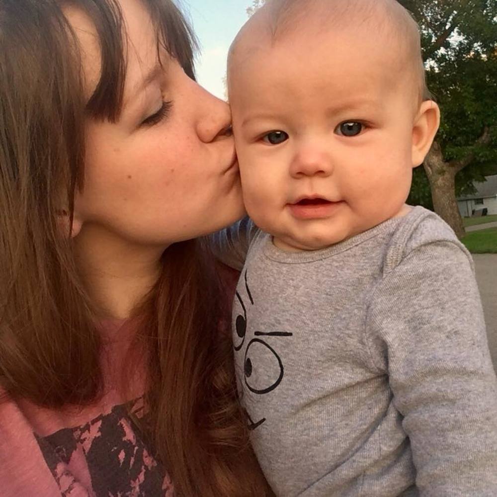 Meet your Posher, Elizabeth